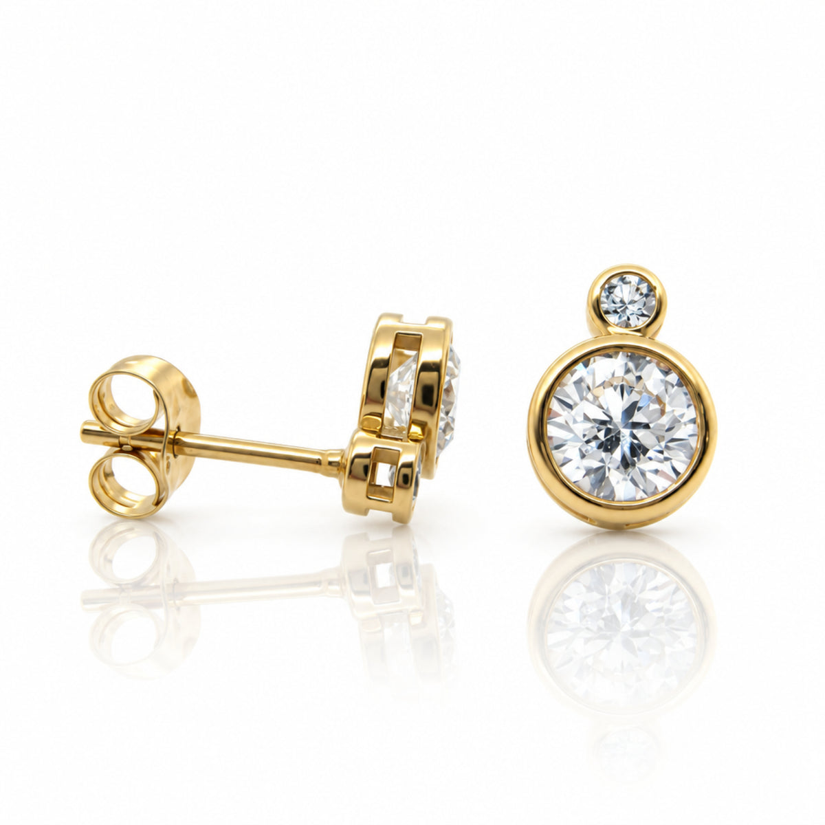 9ct Yellow Gold Lab Grown Diamond & White Topaz Studs