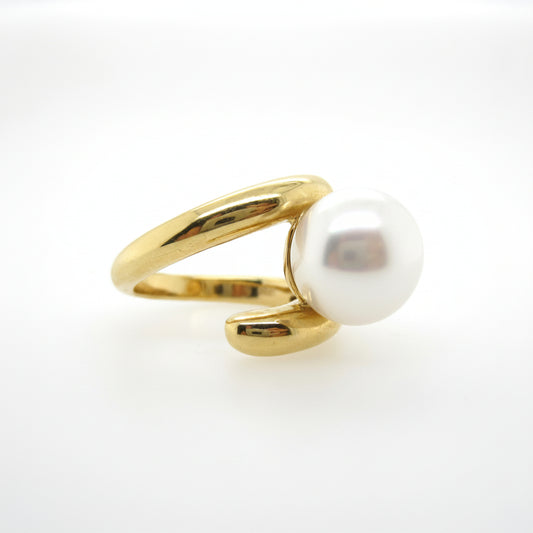 18ct Yellow Gold 11.5–12mm Broome Button Pearl Ring