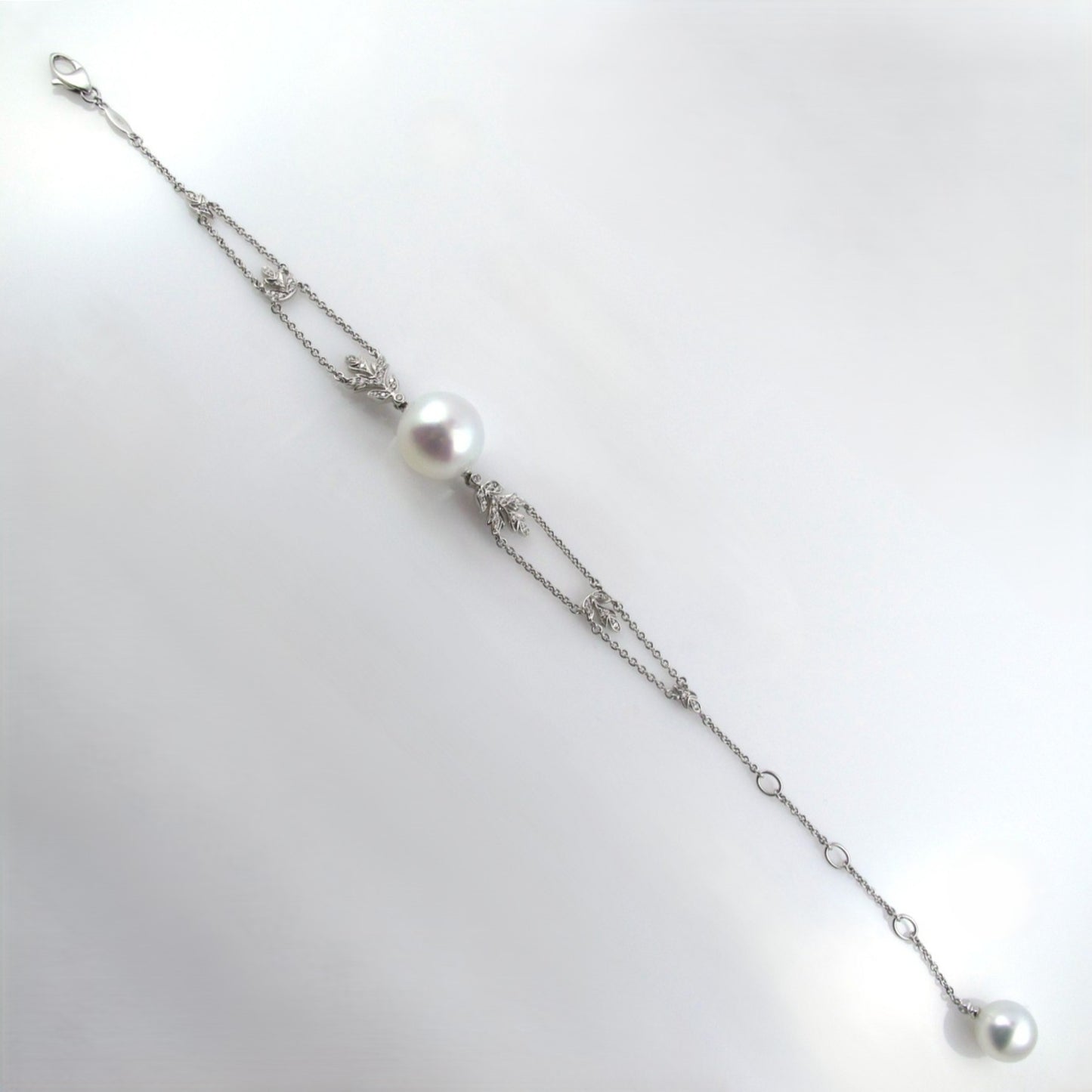 18ct White Gold Broome Pearl & Diamond Bracelet