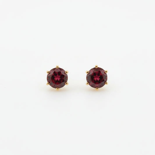 9ct Yellow Gold Round Garnet Stud Earrings