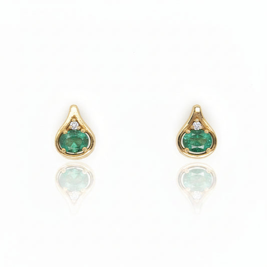 9ct Yellow Gold Emerald Stud Earrings