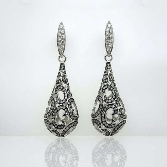 18ct White Gold Filigree Diamond Teardrop Earrings