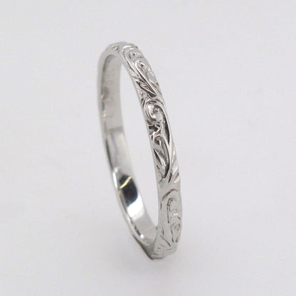 18ct White Gold Antique Style Wedding Ring