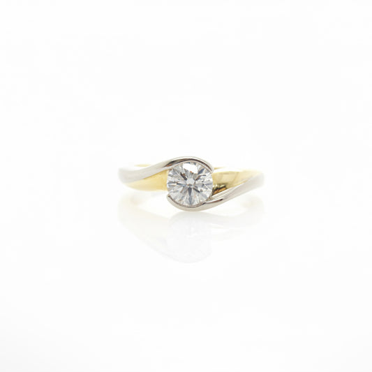 Two Tone Round Brilliant Cut Diamond Ring