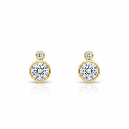 9ct Yellow Gold Lab Grown Diamond & White Topaz Studs