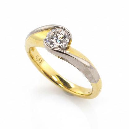 Two Tone Round Brilliant Cut Diamond Ring