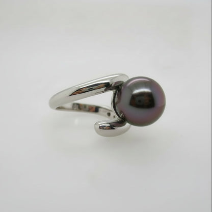 9ct White Gold 12mm Tahitian Pearl Ring